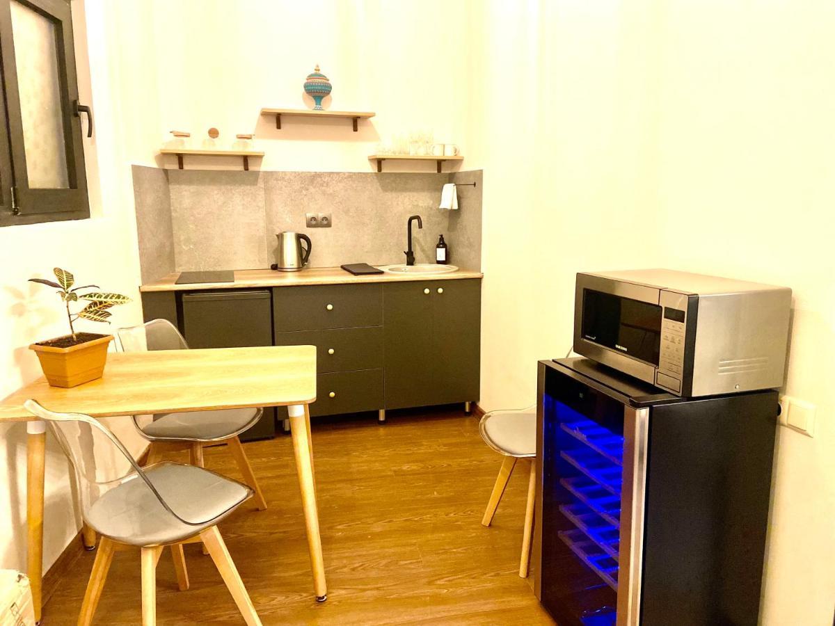 Luxury Apartment In Old Tbilisi With Terrace ภายนอก รูปภาพ