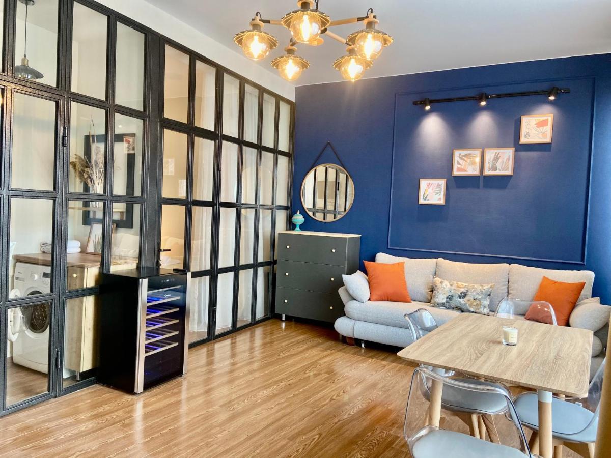 Luxury Apartment In Old Tbilisi With Terrace ภายนอก รูปภาพ