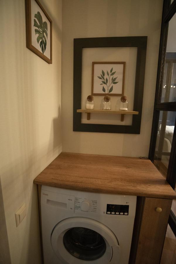 Luxury Apartment In Old Tbilisi With Terrace ภายนอก รูปภาพ