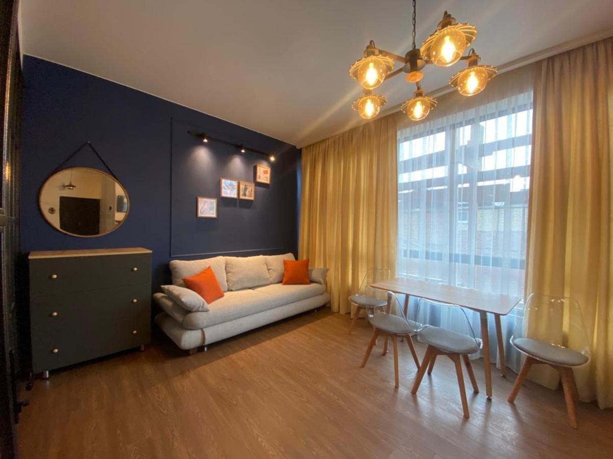 Luxury Apartment In Old Tbilisi With Terrace ภายนอก รูปภาพ